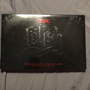 Kat von D fetish palette
